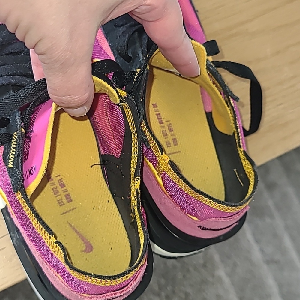 Nike Women's Waffle 1 Vibrant Pink and Black Sneakers with Yellow Swoosh - Picture 5 of 8